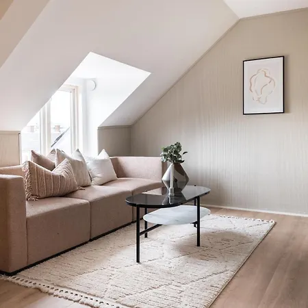 Super Renovated Flat, Next To Solsiden, Free Private Parking Right Outside ! Appartement Trondheim